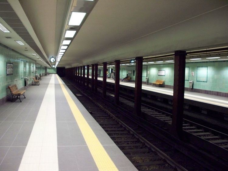 Victoria metro station