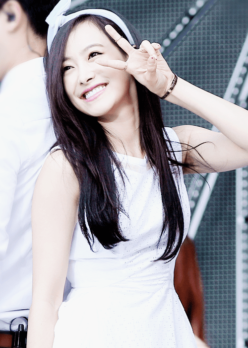 Victoria Song victoria song Tumblr We Heart It fx and victoria song