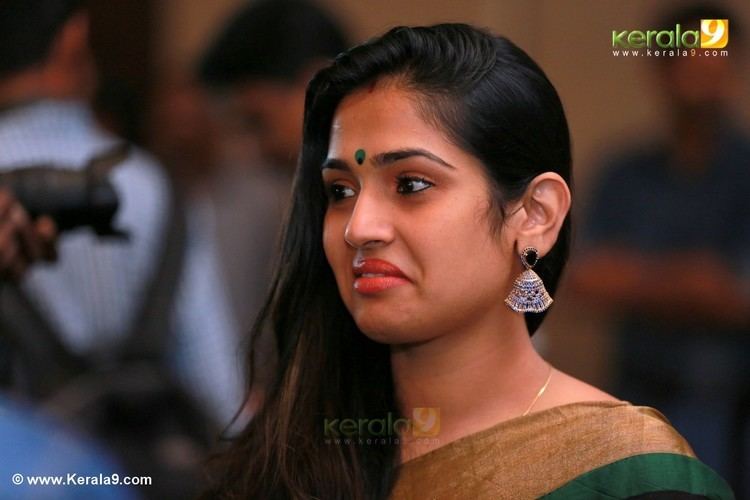 Vidhya Mohan on her green Malayalam dress