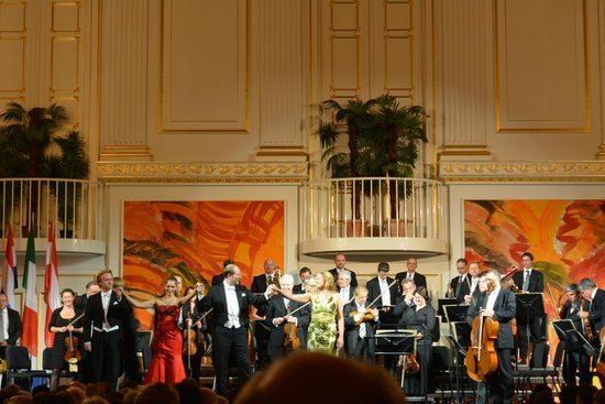 Vienna Hofburg Orchestra httpsmediacdntripadvisorcommediaphotos06