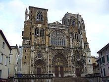 Vienne, Isère httpsuploadwikimediaorgwikipediacommonsthu