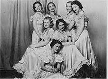 Viennese Singing Sisters httpsuploadwikimediaorgwikipediaenthumb8