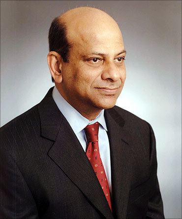 Vijay Govindarajan A 300 home for the poor It might just be possible