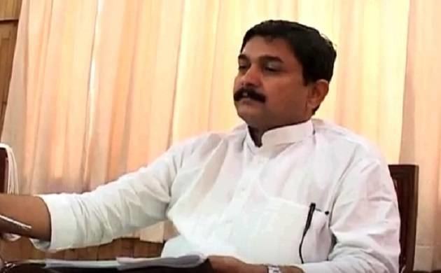 Vijay Kumar Mishra UP minister Vijay Kumar Mishra joins BSP terms SP as antiBrahmin