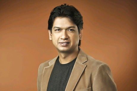 Vijay Prakash Live in concert with Raghu Dixit and Vijay Prakash