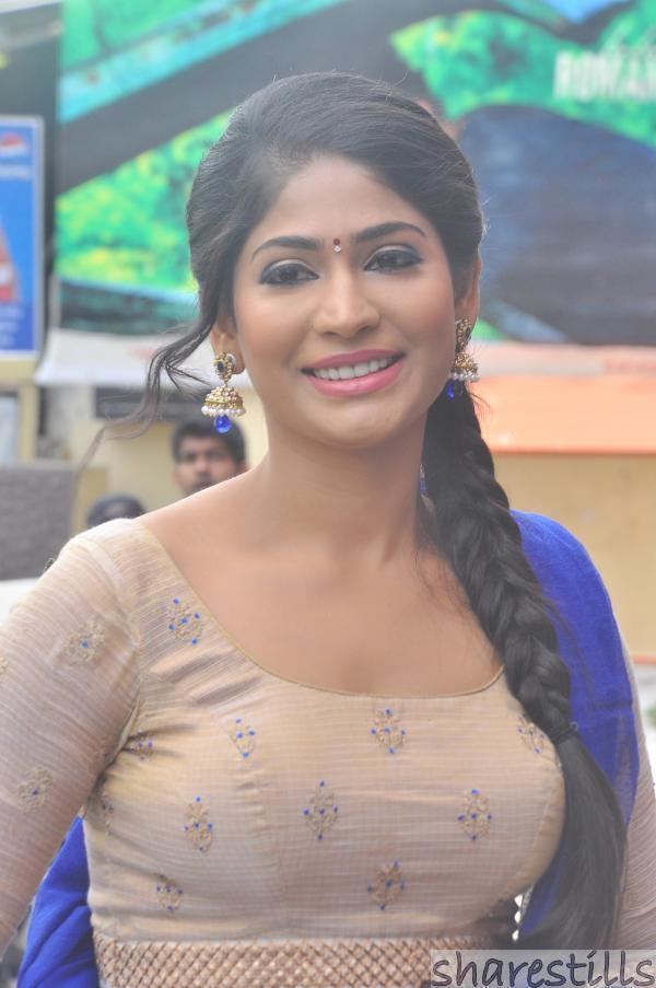 Vijayalakshmi (Tamil actress) Vijayalakshmi Agathiyan at Aadama Jeichomada Movie Audio