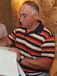 Viktor Hrachov httpsuploadwikimediaorgwikipediacommonsthu
