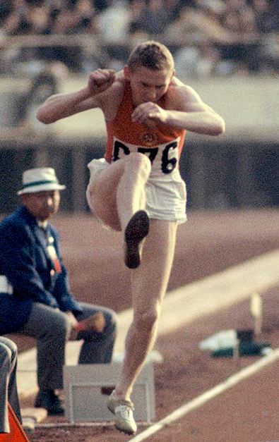 Viktor Kravchenko (athlete)