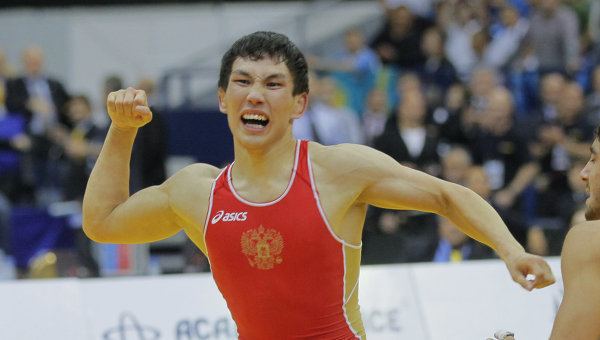 Viktor Lebedev Viktor Lebedev and Togrul Asgarov reach finals in