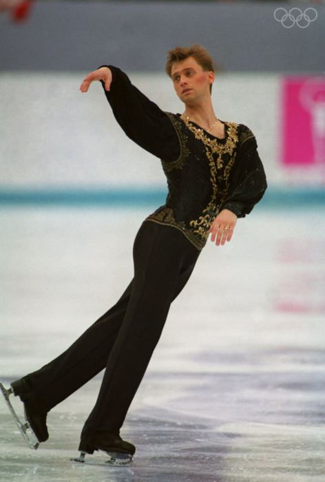 Viktor Petrenko Viktor Petrenko 1992 Olympic Gold Medalist in Mens Figure Skating