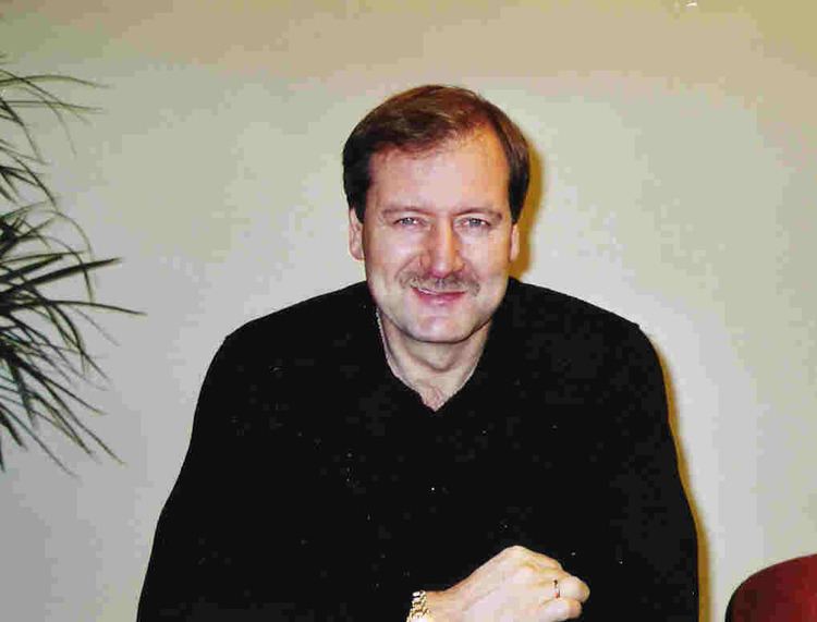 Viktor Uspaskich httpsuploadwikimediaorgwikipediacommonsff
