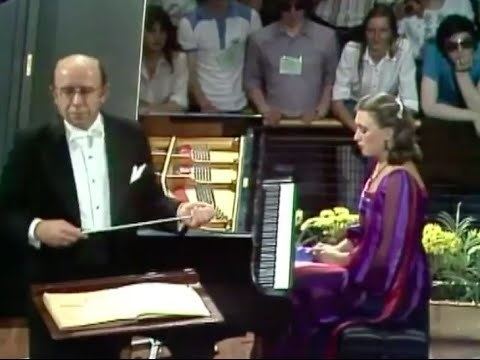 Viktoria Postnikova Viktoria Postnikova plays Rachmaninoff Piano Concerto no 1 video