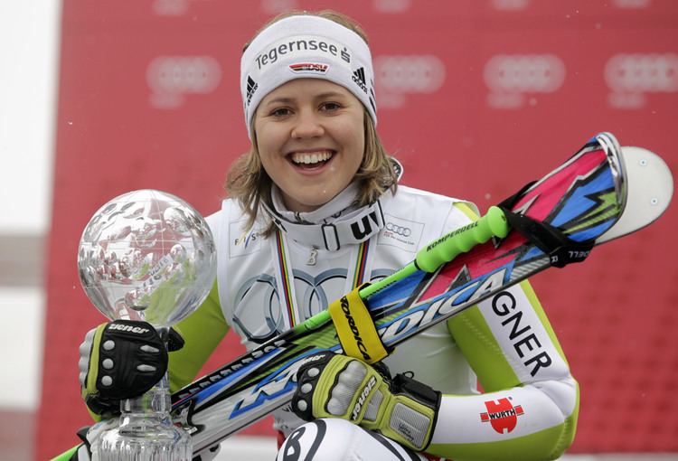 Viktoria Rebensburg Viktoria Rebensburg won the season39s giant slalom title