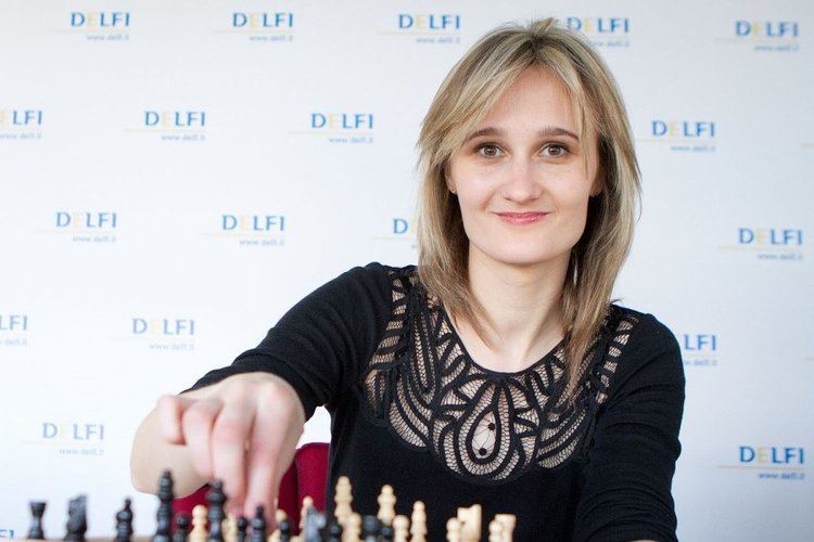 Viktorija Čmilytė achmatinink Viktorija milyt FIDE klasifikacijoje nukrito