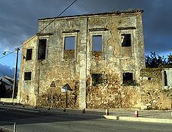 Vila Verde dos Francos httpsuploadwikimediaorgwikipediacommonsthu