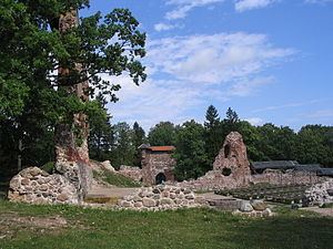 Viljandi Castle httpsuploadwikimediaorgwikipediacommonsthu