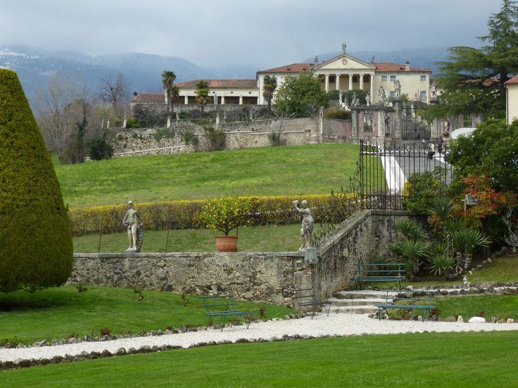 Villa Piovene FileVilla Piovene FoNojpg Wikimedia Commons