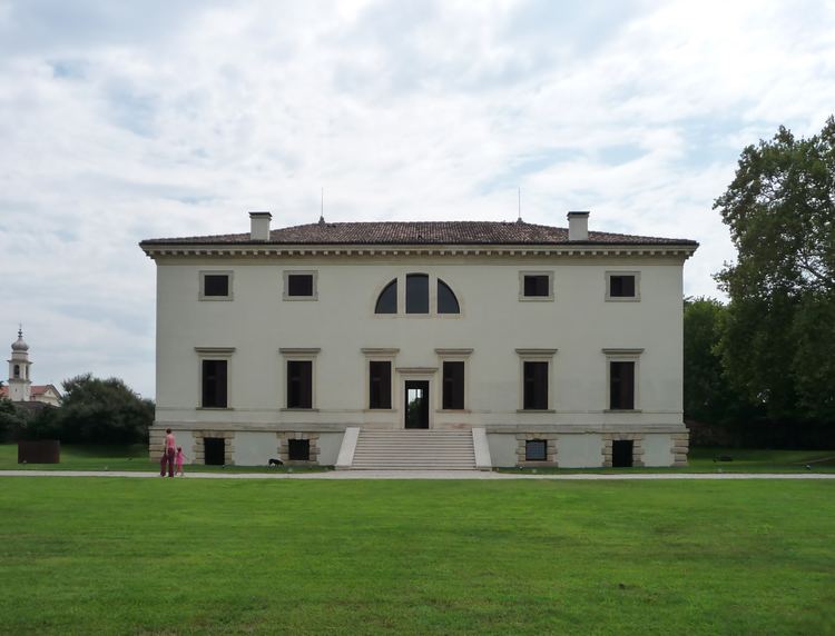 Villa Pisani, Bagnolo httpsuploadwikimediaorgwikipediacommonsbb