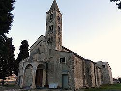 Villanova d'Albenga httpsuploadwikimediaorgwikipediacommonsthu