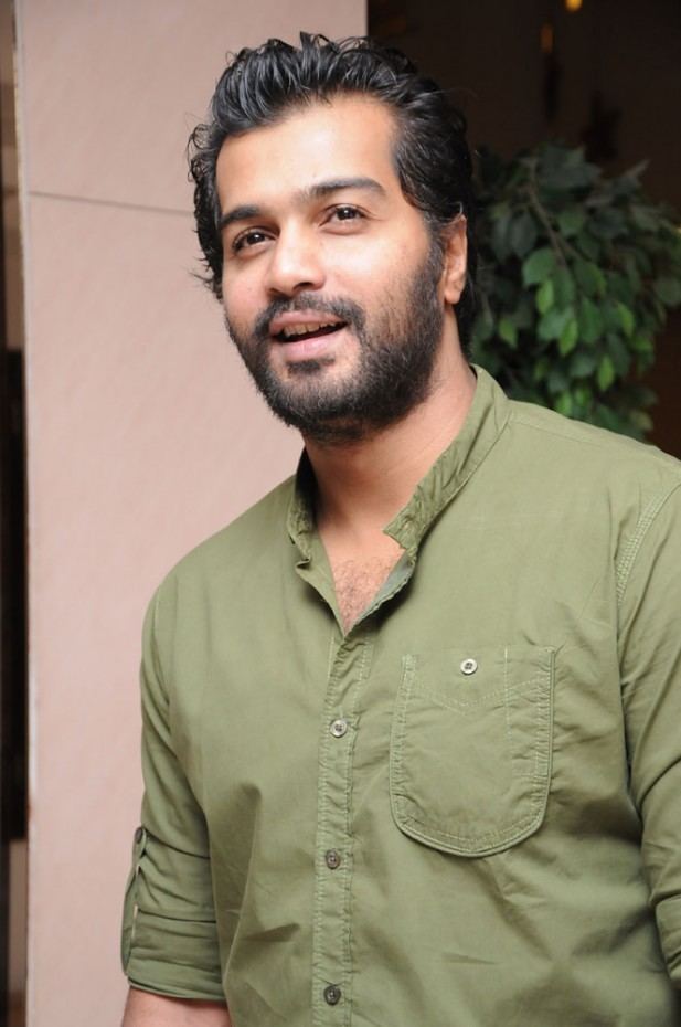 Vinay Rai Vinay Rai at Endrendrum Punnagai Success Meet Veethi