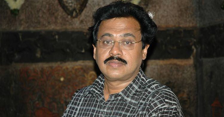 Vinayan AMMA lifts ban on filmmaker Vinayan Vinayan AMMA FEFKA