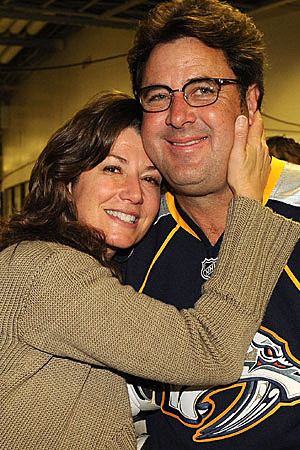 Vince Gill Vince Gill and Amy Grant Set the Record Straight on 11Year Marriage