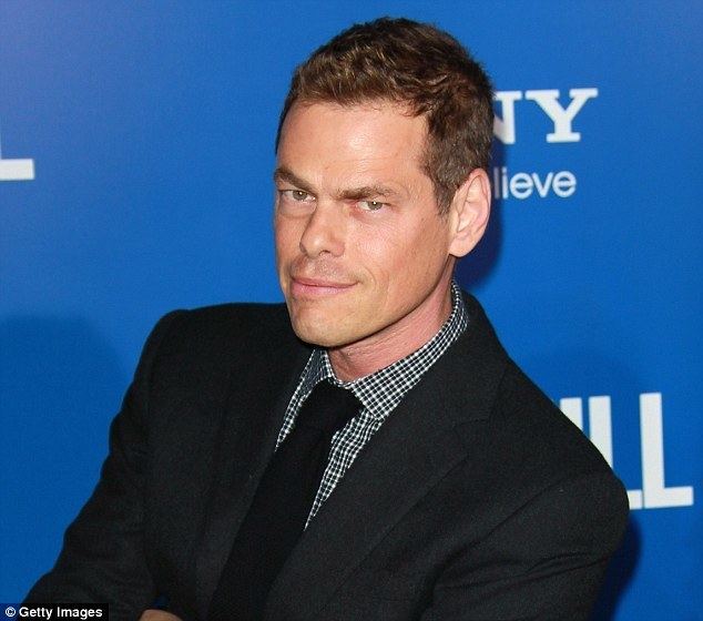 Vince Offer ShamWow guy Vince Offer makes comeback cleans up act following
