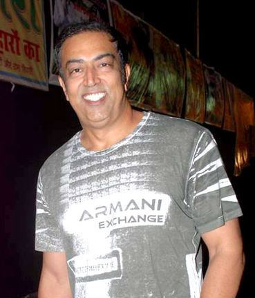 Vindu Dara Singh httpsuploadwikimediaorgwikipediacommons00