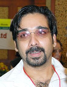 Vineeth httpsuploadwikimediaorgwikipediacommonsthu