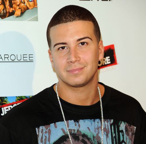 Vinny Guadagnino Jersey Shorequot Vinny Is Guest Speaker At Columbia Neon Tommy
