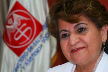 Violeta Menjívar Preocupa a Ministerio de Salud aumento de casos de dengue y
