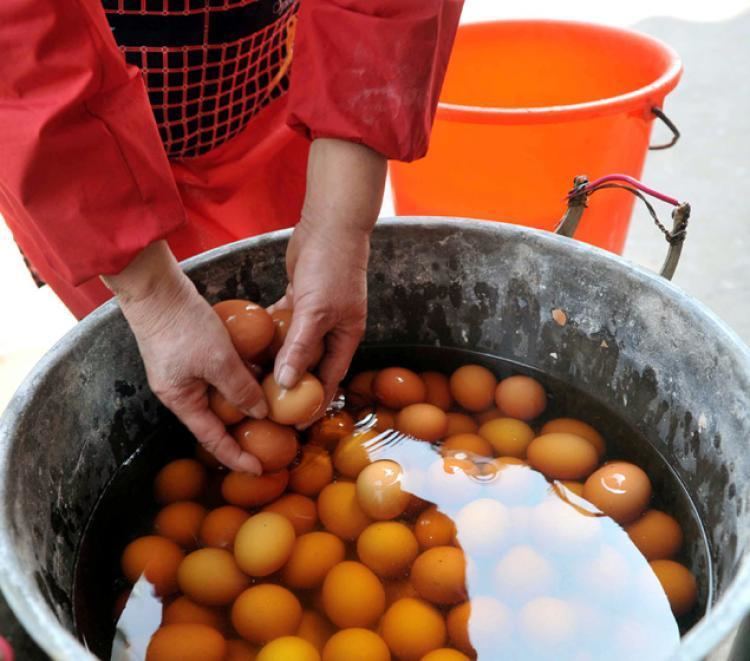 Virgin boy egg Urinecooked eggs a spring delicacy in China city NY Daily News