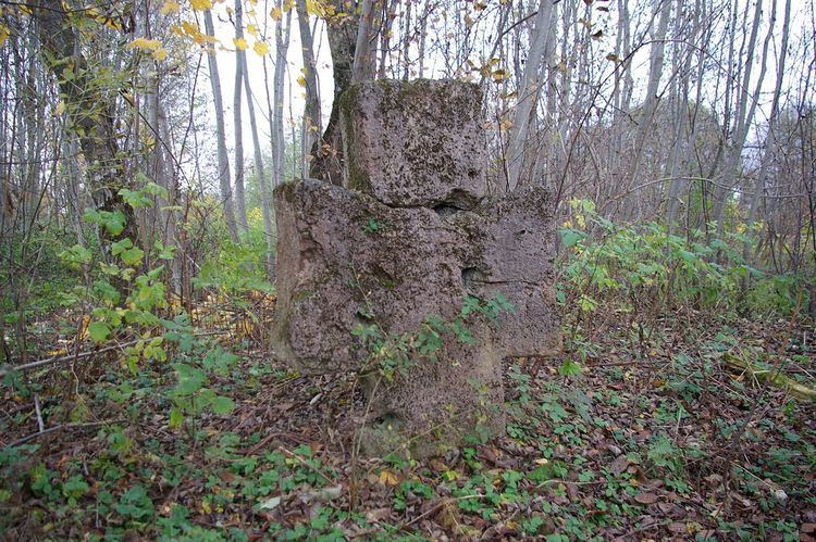 Viro stone cross