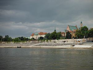 Vistulan Boulevards in Warsaw httpsuploadwikimediaorgwikipediacommonsthu