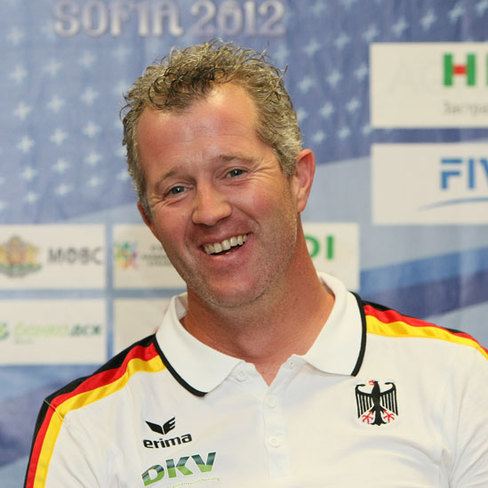 Vital Heynen FIT007 Communication is key for coaching volleyball abroad