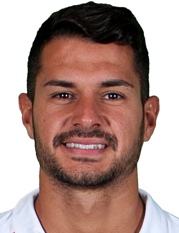 Vitolo (footballer, born 1989) httpstmsslakamaizednetimagesportraitorigi