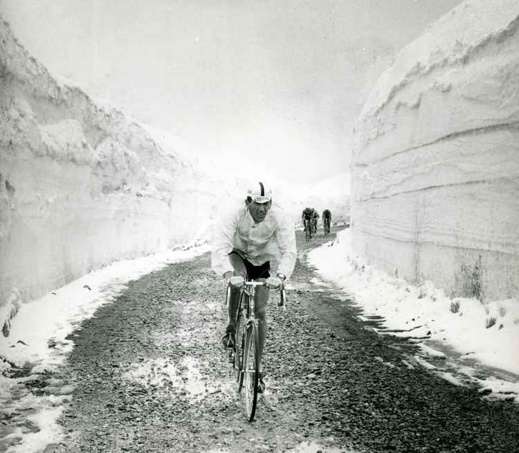Vittorio Adorni Vittorio Adorni Catena Cycling