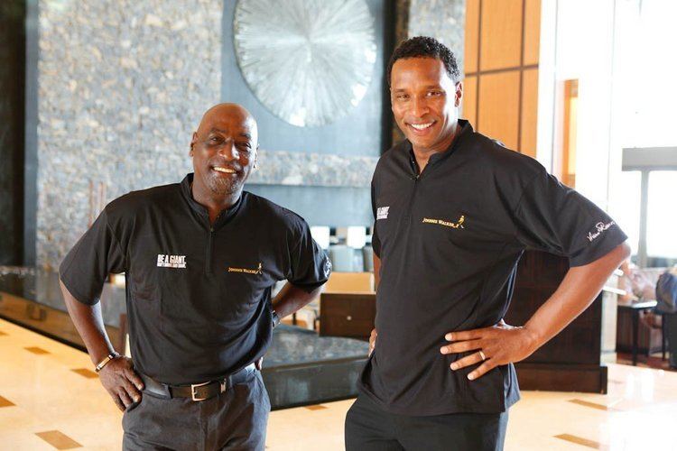 VIVIAN RICHARDS Well known as the KING of Cricket VIVIAN RICHARDS Well known as the KING of Cricket