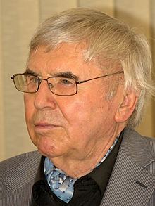 Vladimir Suchanek httpsuploadwikimediaorgwikipediacommonsthu