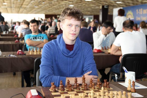 Vladislav Artemiev Artemiev Organisers are only interested in high ratings chess24com