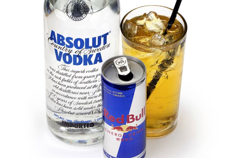 Vodka Red Bull Mixing Vodka With Energy Drinks Found To Increase Desire Of Alcohol
