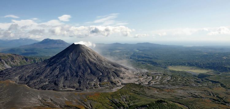 Volcanoes of Kamchatka Volcanoes of Kamchatka