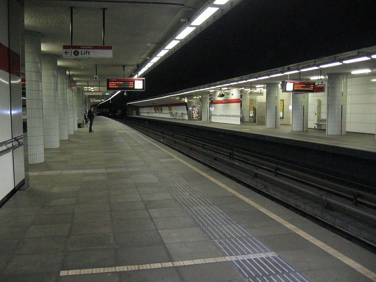 Voorschoterlaan metro station