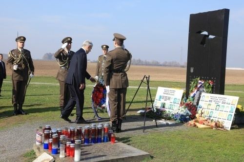 Vukovar massacre Serbian President Apologizes for Vukovar Massacre Novinitecom