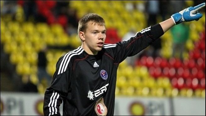 Vytautas Cerniauskas Vaslui swoop for keeper erniauskas UEFAcom