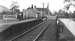 Waddesdon Road railway station httpsuploadwikimediaorgwikipediaenthumbe