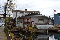 Wagner Houseboat httpsuploadwikimediaorgwikipediacommonsthu