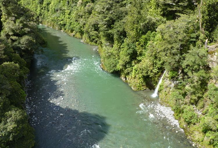 Waiohine River httpsuploadwikimediaorgwikipediacommonsdd
