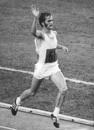 Waldemar Cierpinski Waldemar Cierpinski East German athlete Britannicacom