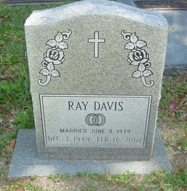 Wallace Ray Davis Wallace Ray Davis 1949 2007 Find A Grave Memorial